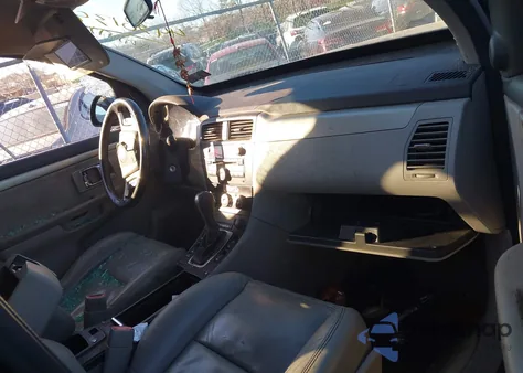 2008 Suzuki Xl7 Luxury z USA, uszkodzony, nr VIN 2S3DA417786111585